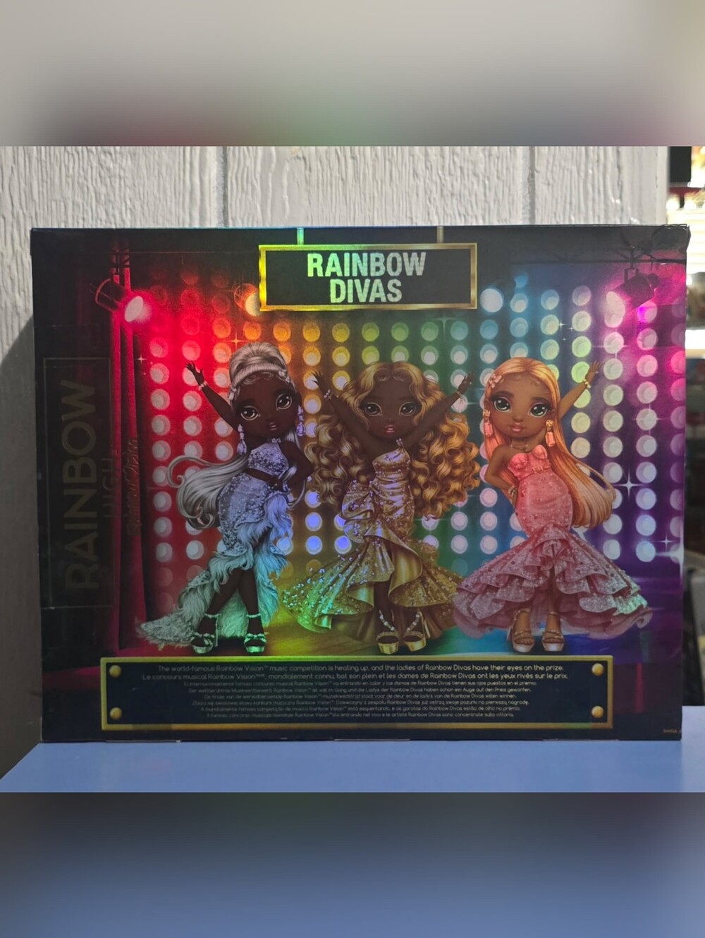 Rainbow Ayesha Sterling Doll - Silver Outfit with Black Skin Tone - Picture 2 of 3